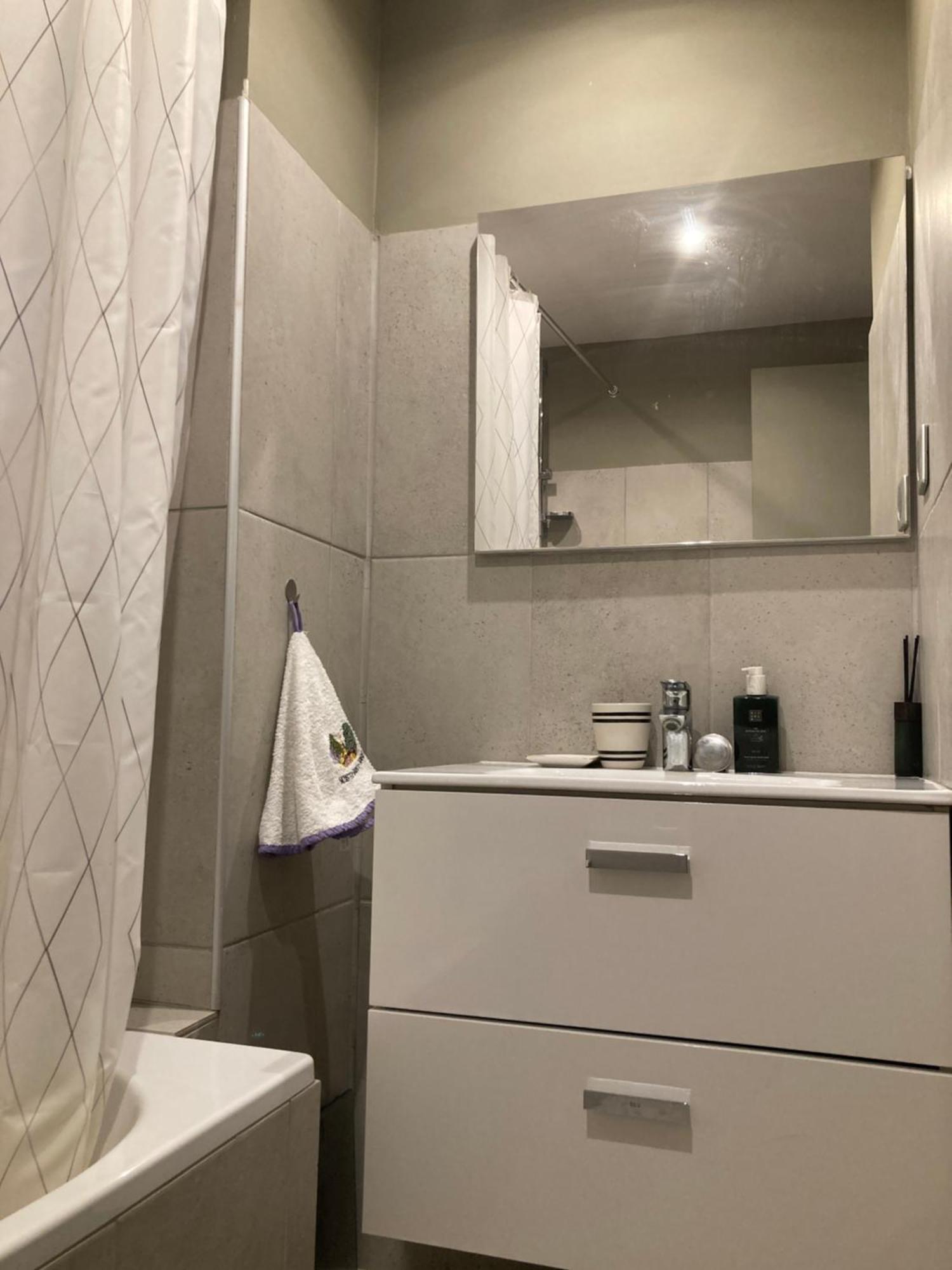 Nice West Cosy Flat Balcony, Near Airport, Train, Beach, Public Transport, Supermarket, Comfortable And Well Equipped Appartement Buitenkant foto