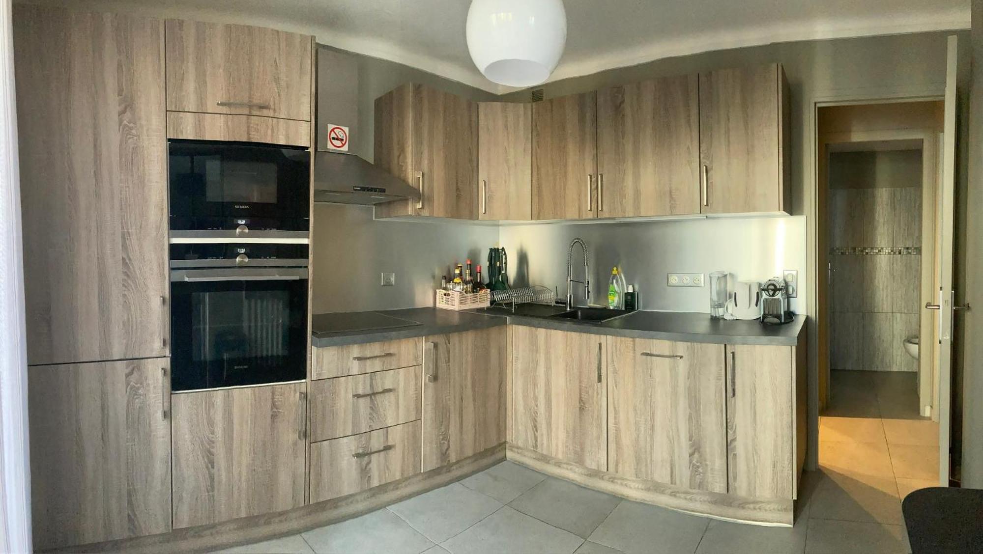 Nice West Cosy Flat Balcony, Near Airport, Train, Beach, Public Transport, Supermarket, Comfortable And Well Equipped Appartement Buitenkant foto